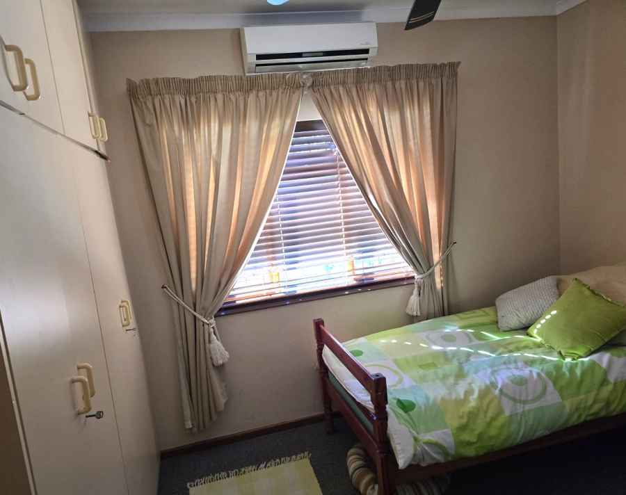 4 Bedroom Property for Sale in Paarl North Western Cape